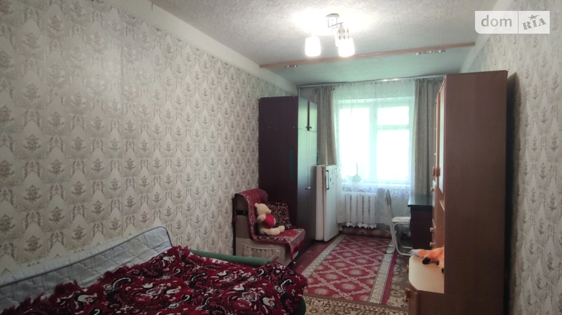 Продается 3-комнатная квартира 50 кв. м в Борисполе, ул. Авиаторов, 13