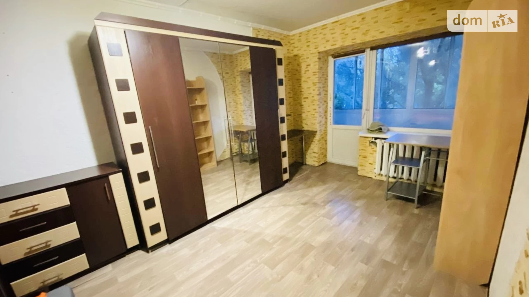 Продається 1-кімнатна квартира 31 кв. м у Баришівці, вул. Київський Шлях(Леніна), 32
