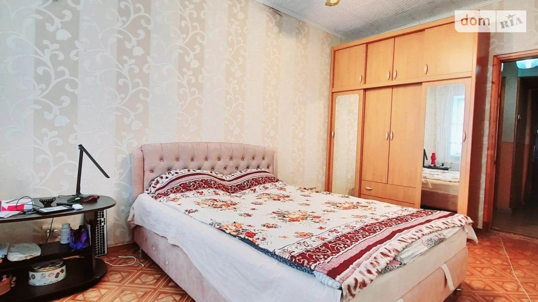 Продається 2-кімнатна квартира 40 кв. м у Чорноморську, вул. 1 Травня