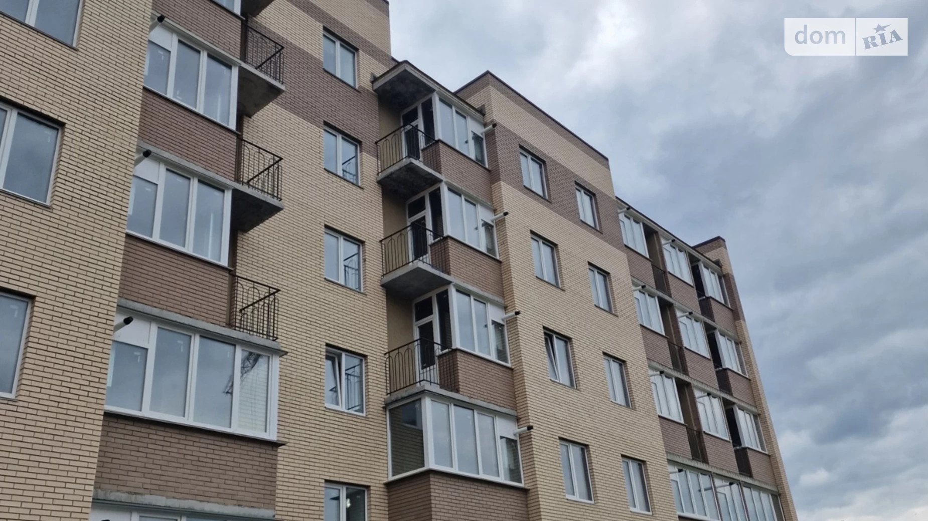 Продается 2-комнатная квартира 54 кв. м в Стрижавке, ул. Киевская, 224/2