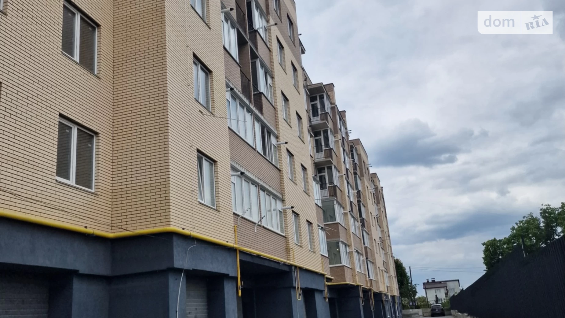 Продается 2-комнатная квартира 54 кв. м в Стрижавке, ул. Киевская, 224/2 - фото 3