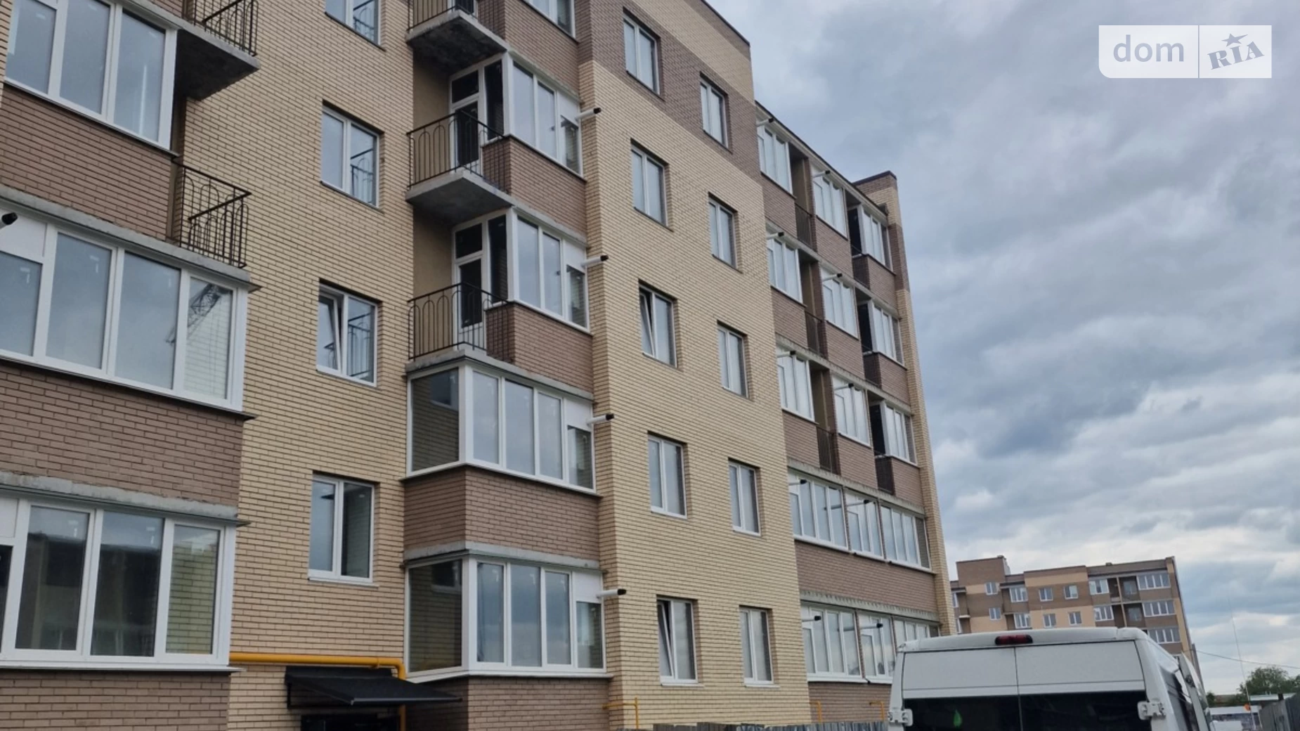 Продається 2-кімнатна квартира 54 кв. м у Стрижавці, вул. Київська, 224/2