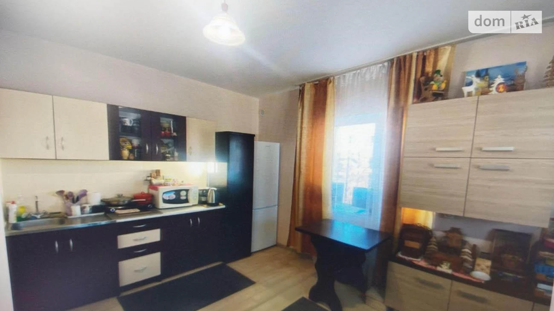 Продается 1-комнатная квартира 27 кв. м в Борисполе, ул. Киевский шлях, 20Б