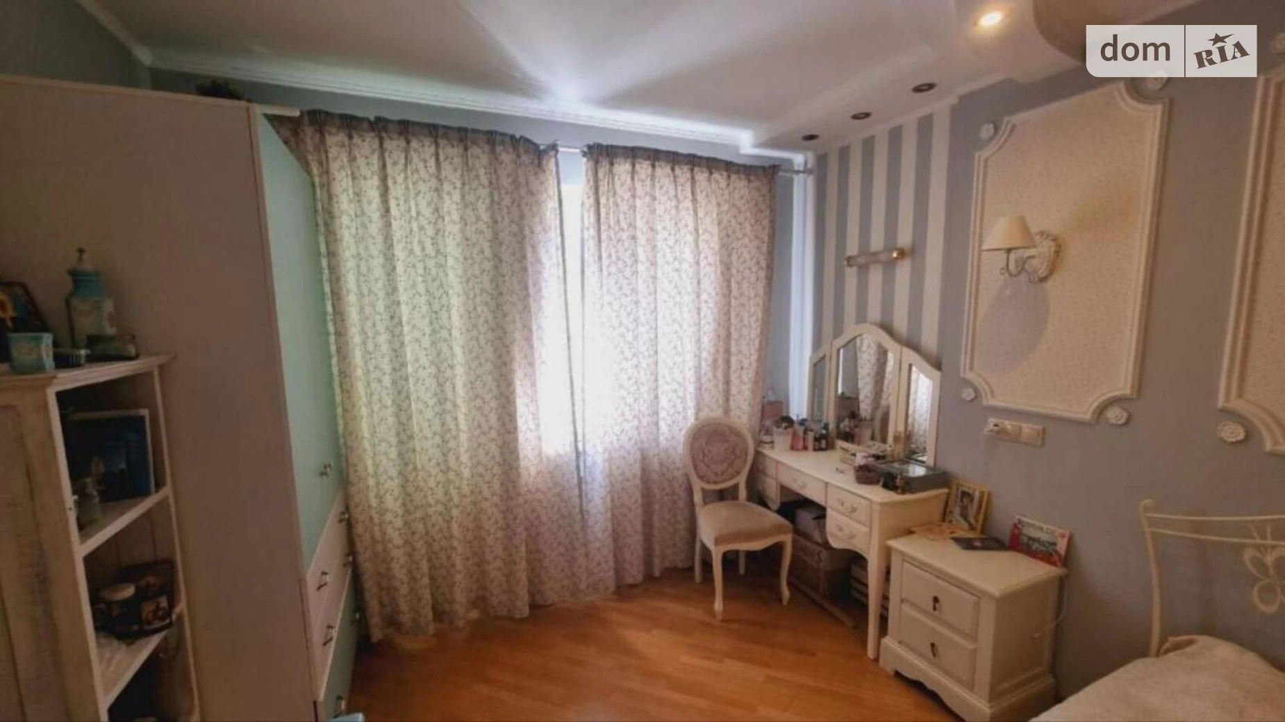 Продается 3-комнатная квартира 106 кв. м в Киеве, ул. Саперно-Слободская, 8 - фото 5