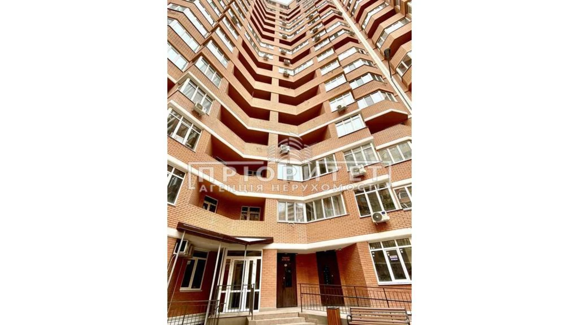 Продается 1-комнатная квартира 45 кв. м в Одессе, Овидиопольская дор.