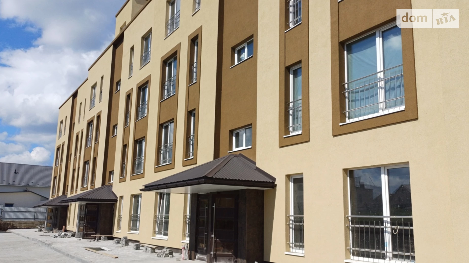 Продается 2-комнатная квартира 75 кв. м в Черновцах, ул. Лесина Василия - фото 4