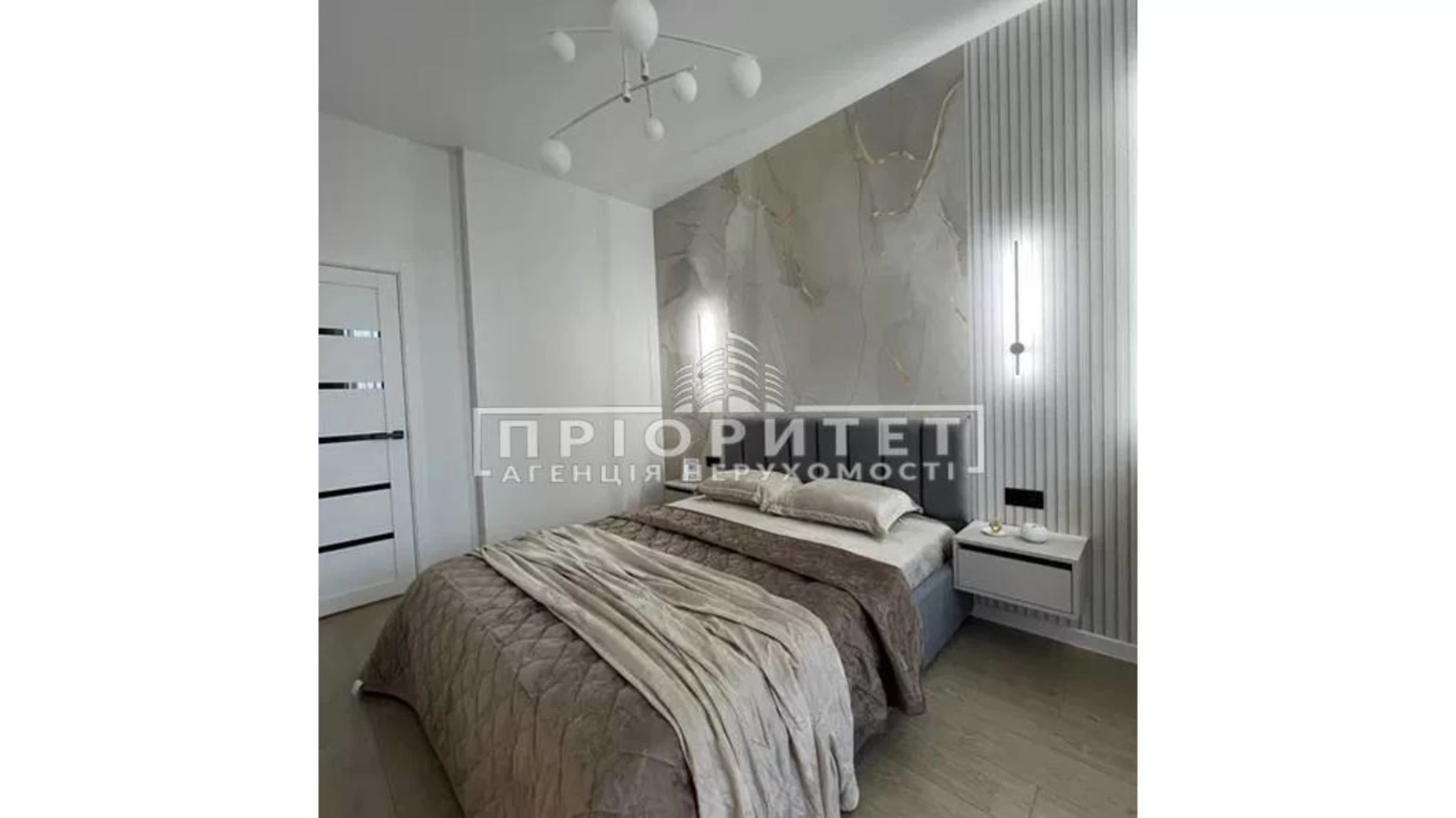 Продается 2-комнатная квартира 65 кв. м в Одессе, ул. Люстдорфская дорога
