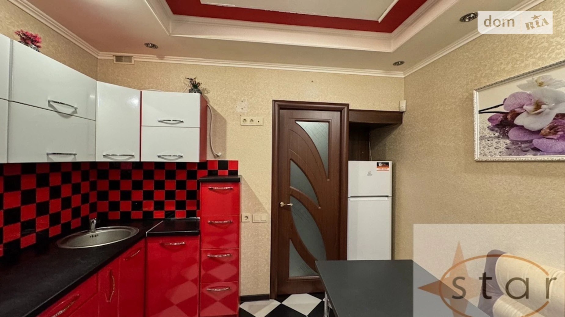 Продается 1-комнатная квартира 39 кв. м в Чернигове - фото 2