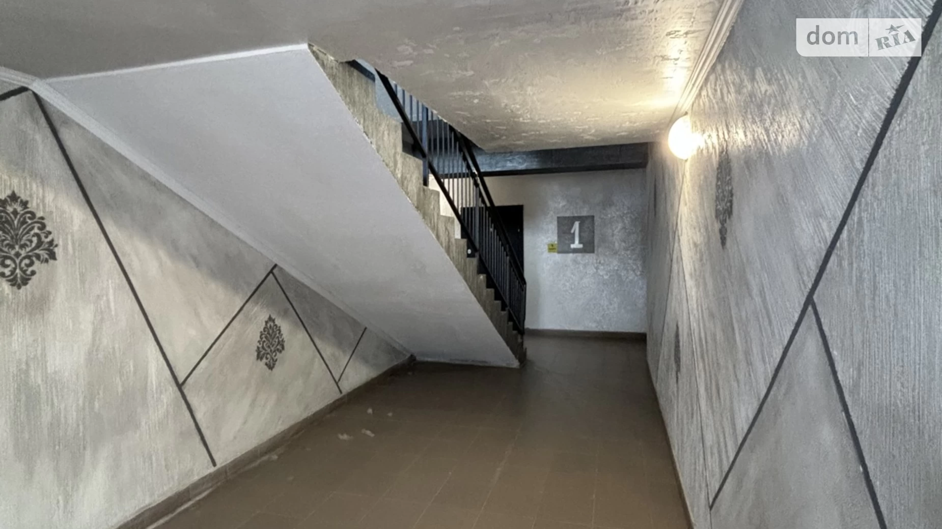 Продається 3-кімнатна квартира 69 кв. м у Хмельницькому, цена: 36800 $ - фото 2