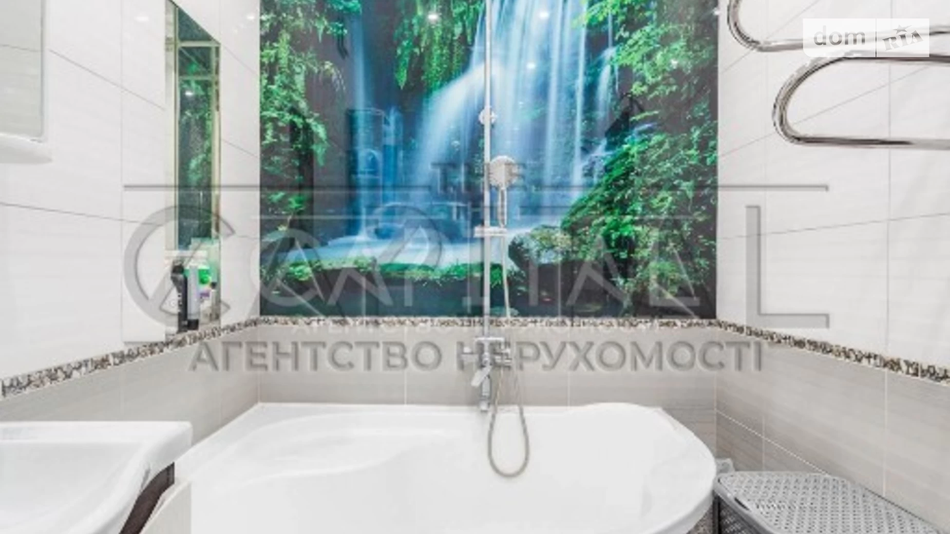Продается 3-комнатная квартира 80 кв. м в Святопетровское - фото 2
