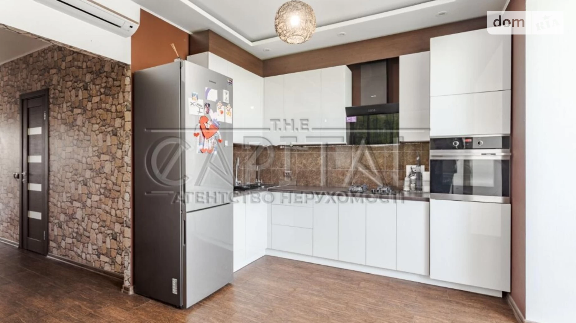 Продается 3-комнатная квартира 80 кв. м в Святопетровское