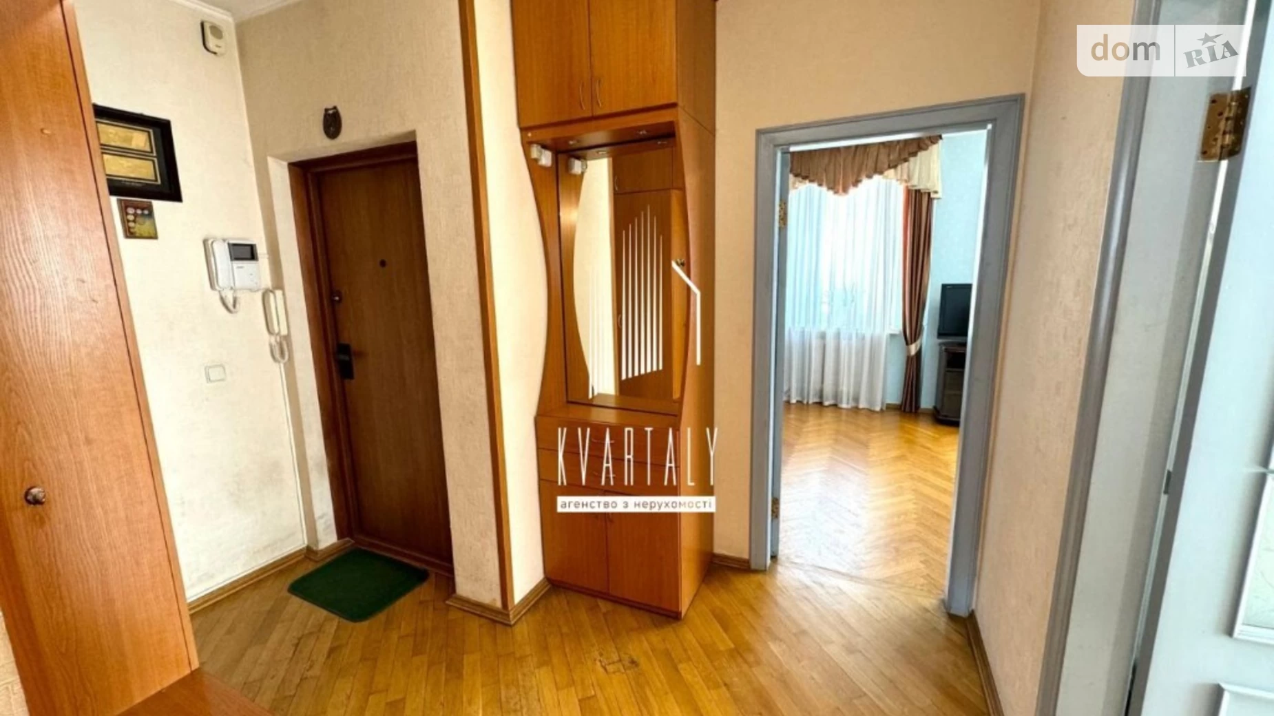 Продается 3-комнатная квартира 88 кв. м в Киеве, просп. Павла Тычины, 2 - фото 2
