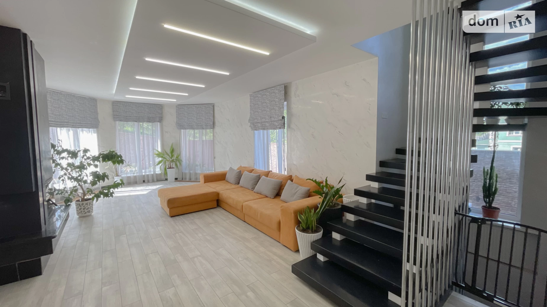 Продается дом на 2 этажа 200 кв. м с беседкой, цена: 370000 $ - фото 3