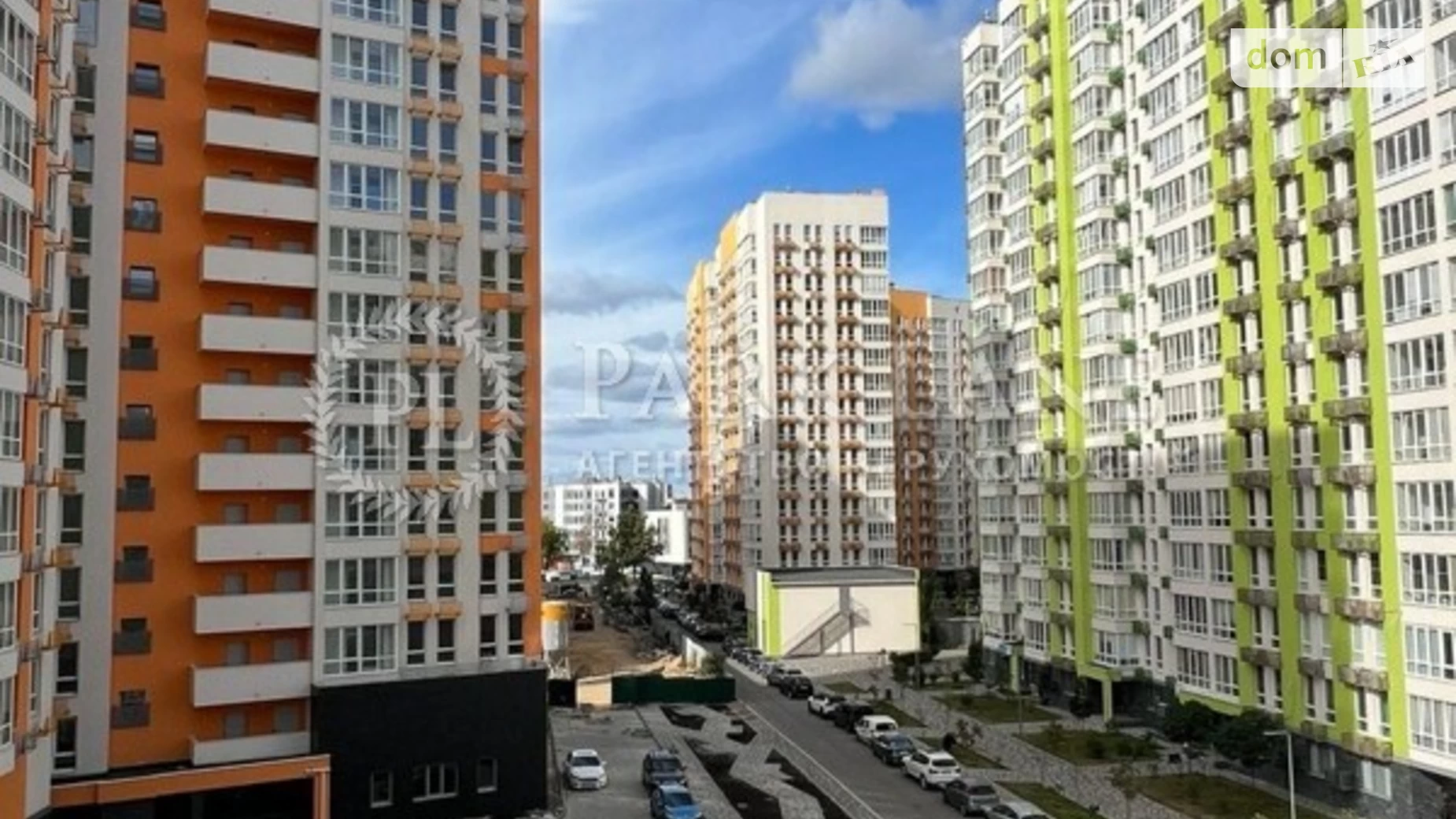Продается 2-комнатная квартира 63 кв. м в Киеве, ул. Бердника Олеся, 1Д