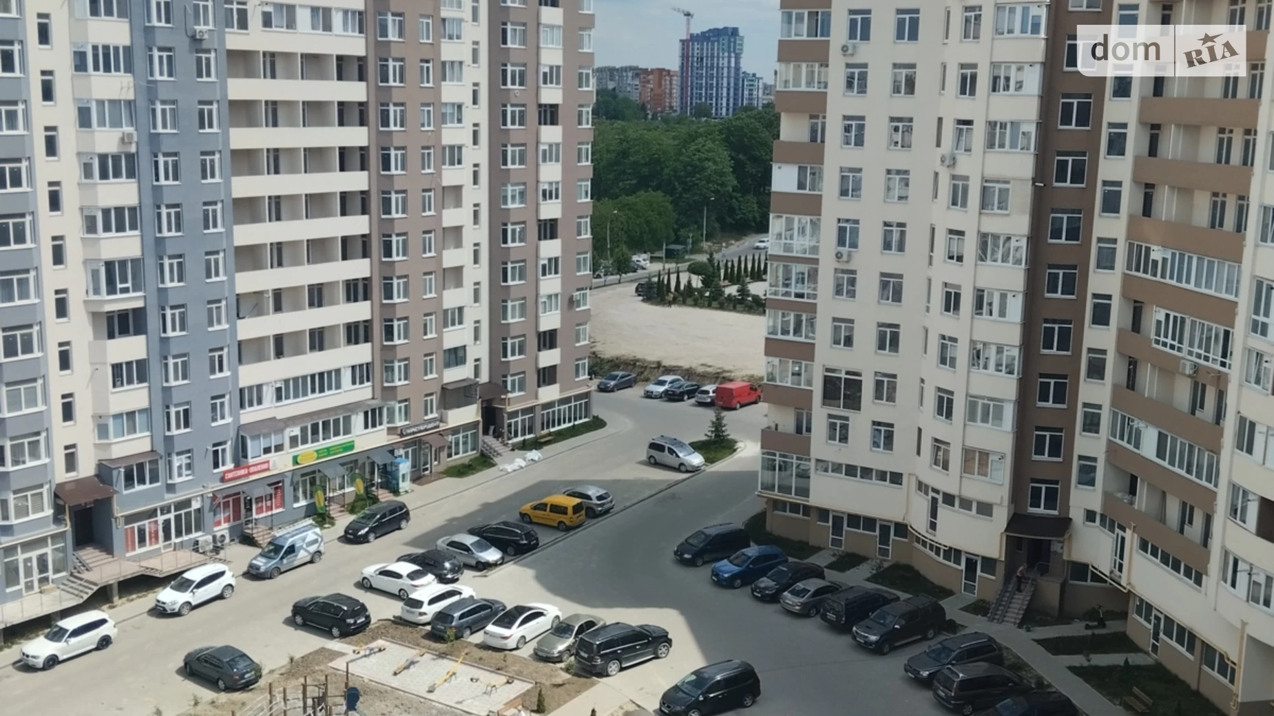 2-комнатная квартира 70 кв. м в Тернополе, ул. Киевская