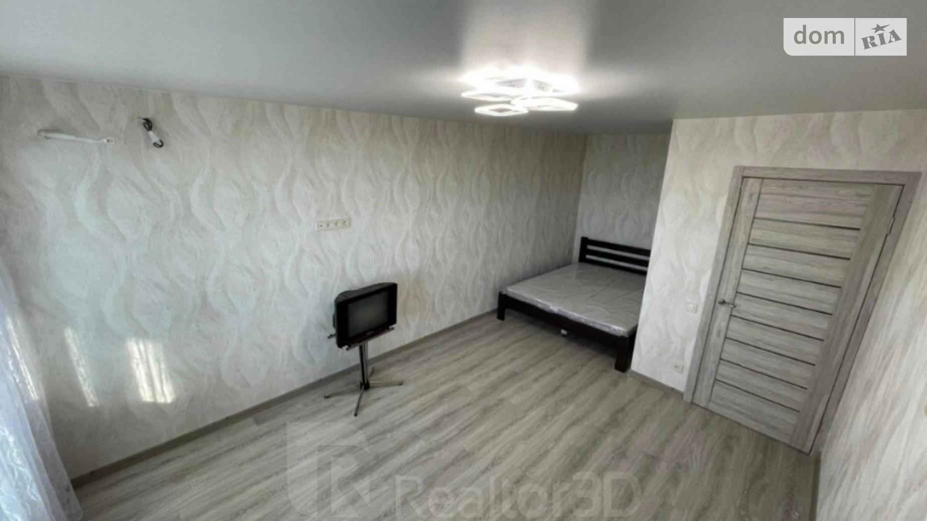 Продається 1-кімнатна квартира 40 кв. м у Дніпрі, вул. Бєляєва