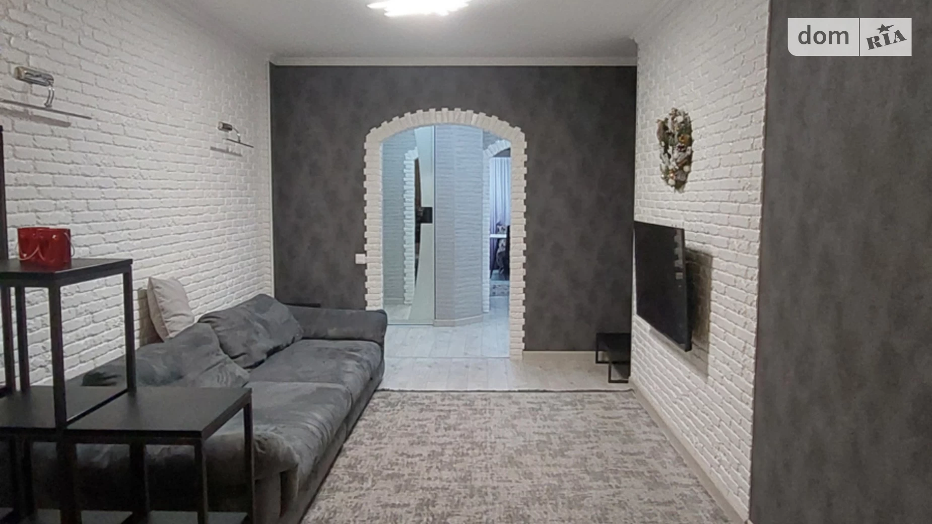 Продается 3-комнатная квартира 83.1 кв. м в Одессе, ул. Проценко