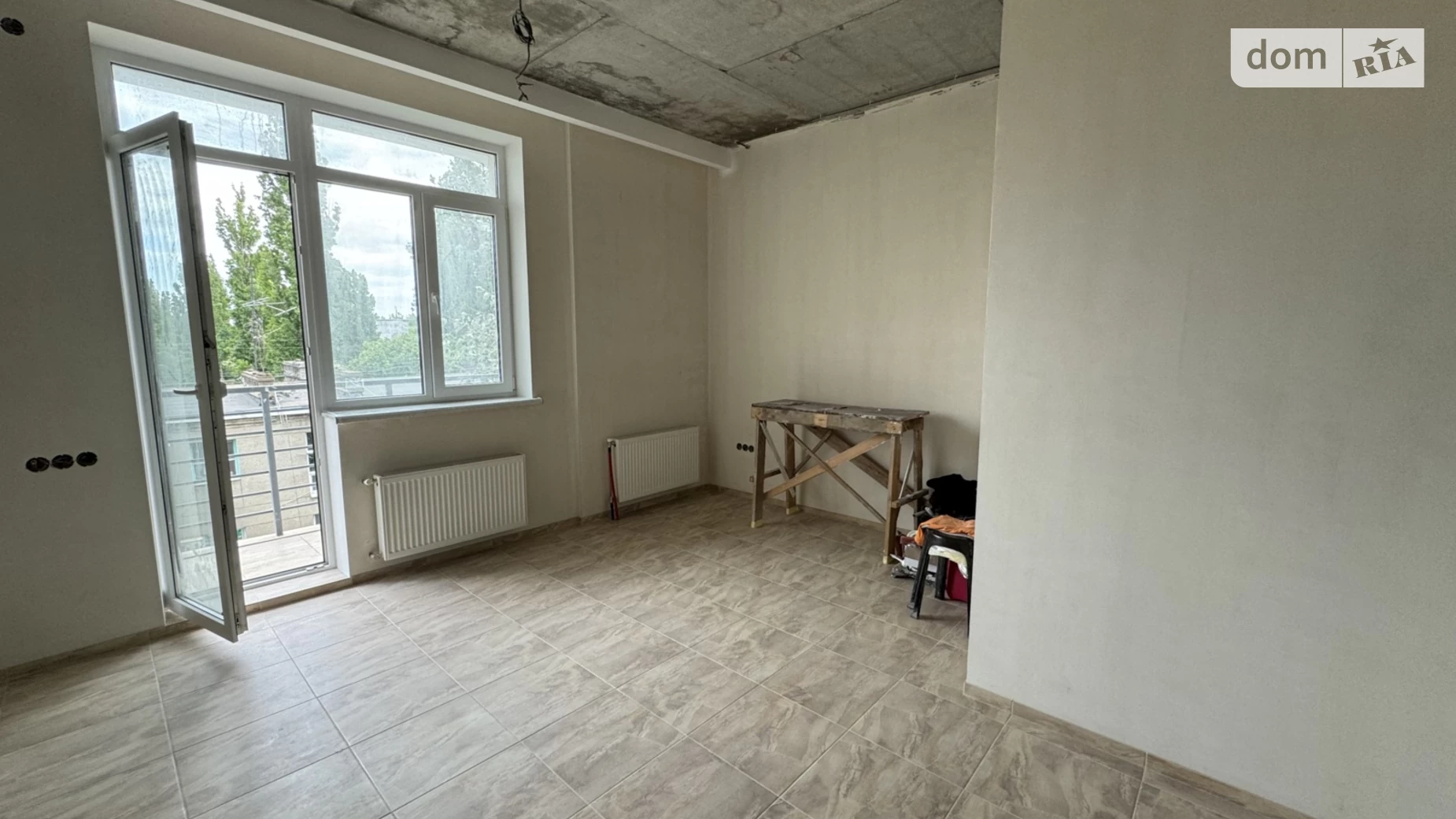 Продается 1-комнатная квартира 30 кв. м в Одессе, ул. Сегедская, 13А