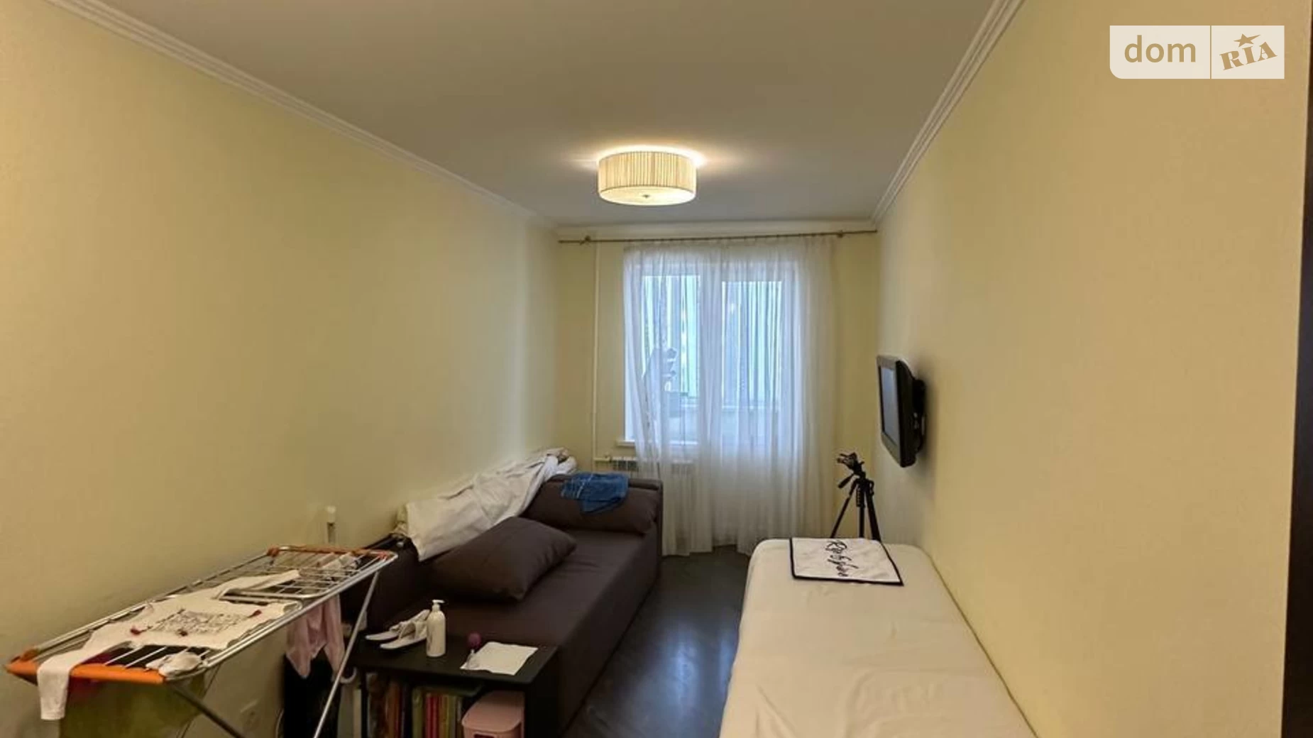 Продается 3-комнатная квартира 63 кв. м в Днепре, ул. Мандрыковская, 159