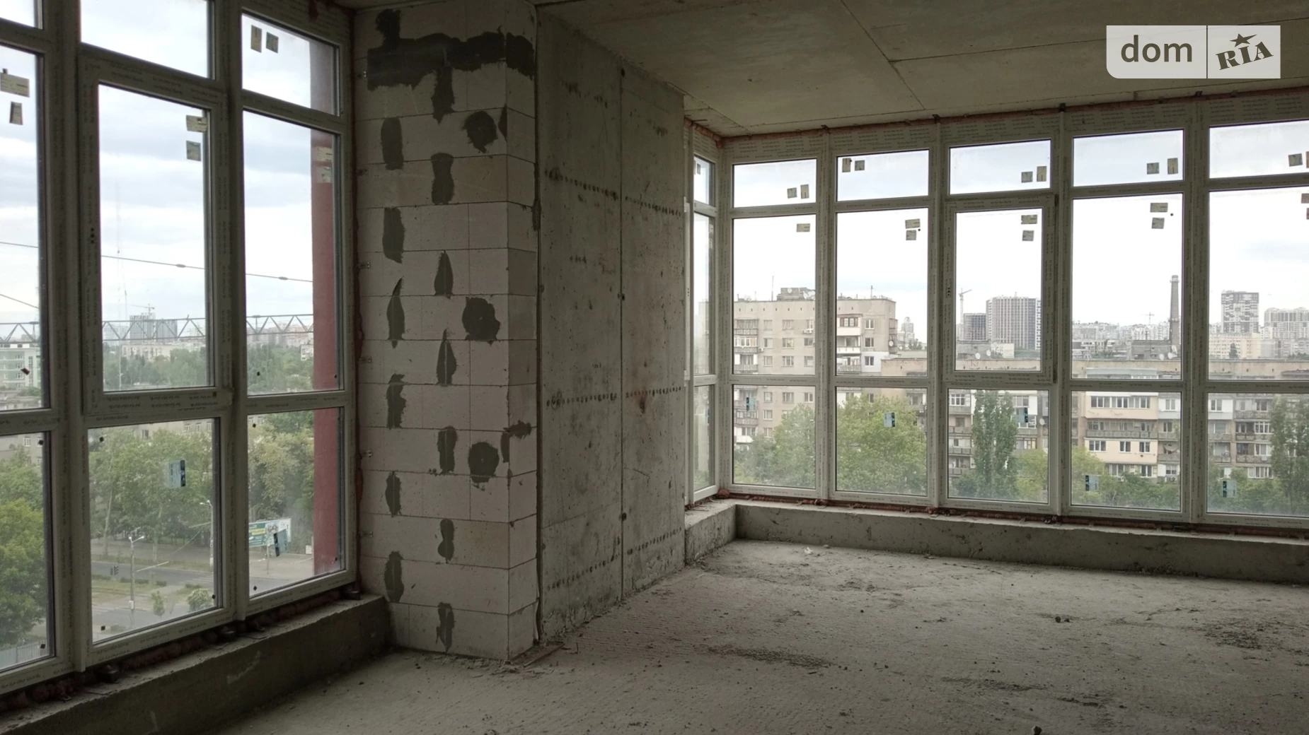 Продается 2-комнатная квартира 76 кв. м в Одессе, ул. Академика Филатова - фото 2
