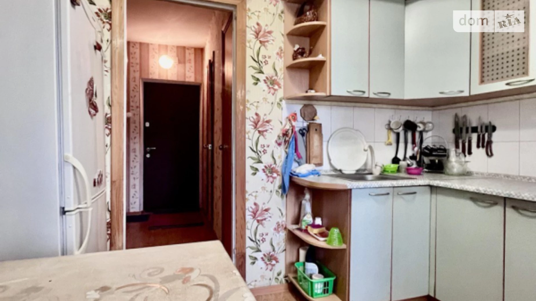 Продается 1-комнатная квартира 40 кв. м в Чернигове