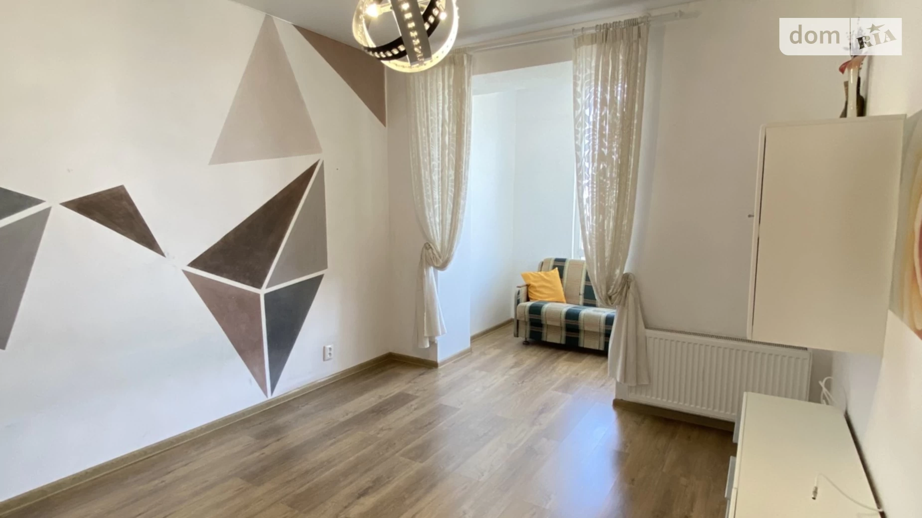 Продается 1-комнатная квартира 47 кв. м в Виннице, ул. Антонова Олега, 13Б - фото 3