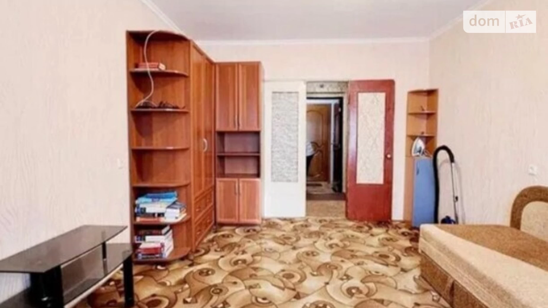 Продается 2-комнатная квартира 56 кв. м в Киеве, ул. Александра Кошица, 9