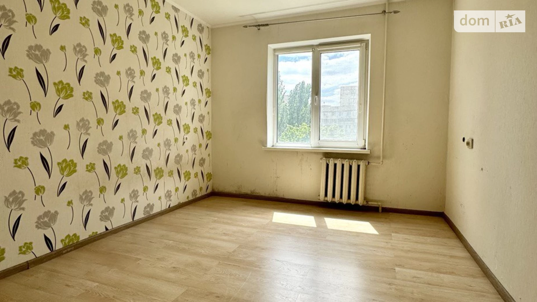 Продается 2-комнатная квартира 52 кв. м в Одессе, просп. Добровольского