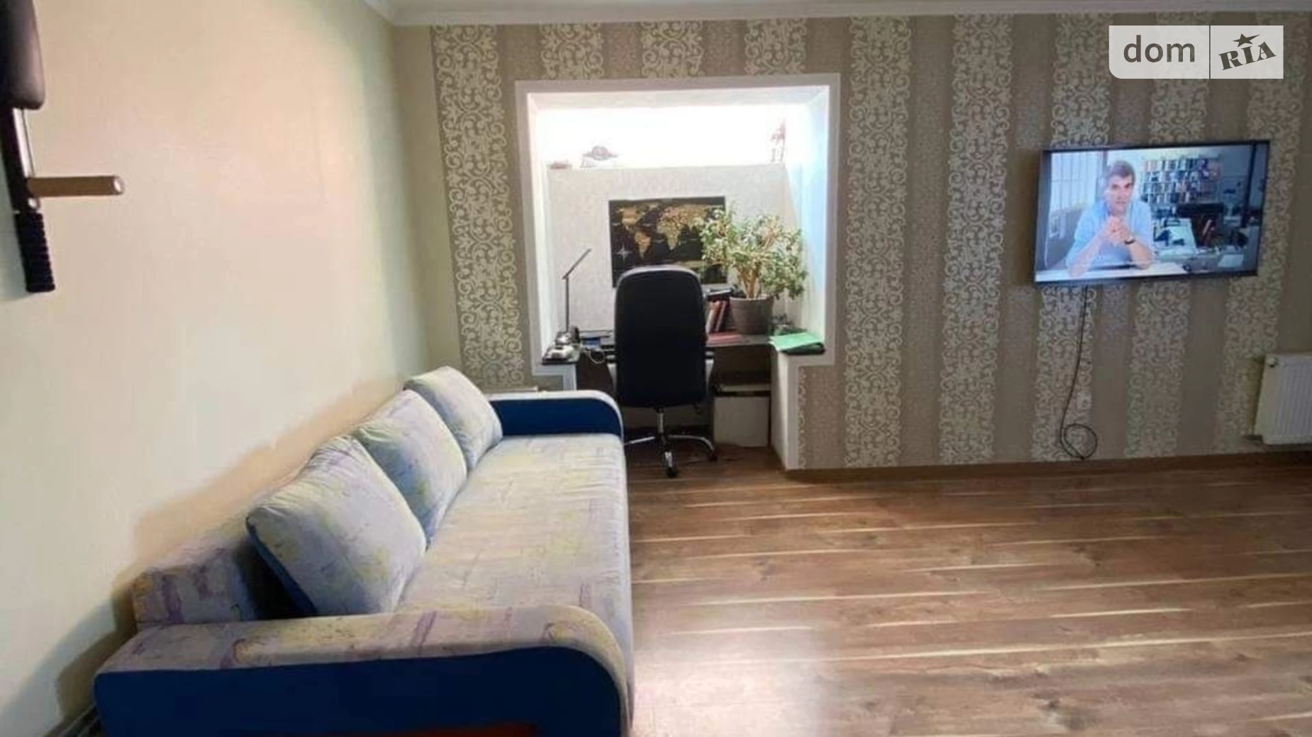 Продается 1-комнатная квартира 55 кв. м в Черноморске, ул. 1 Мая, 19