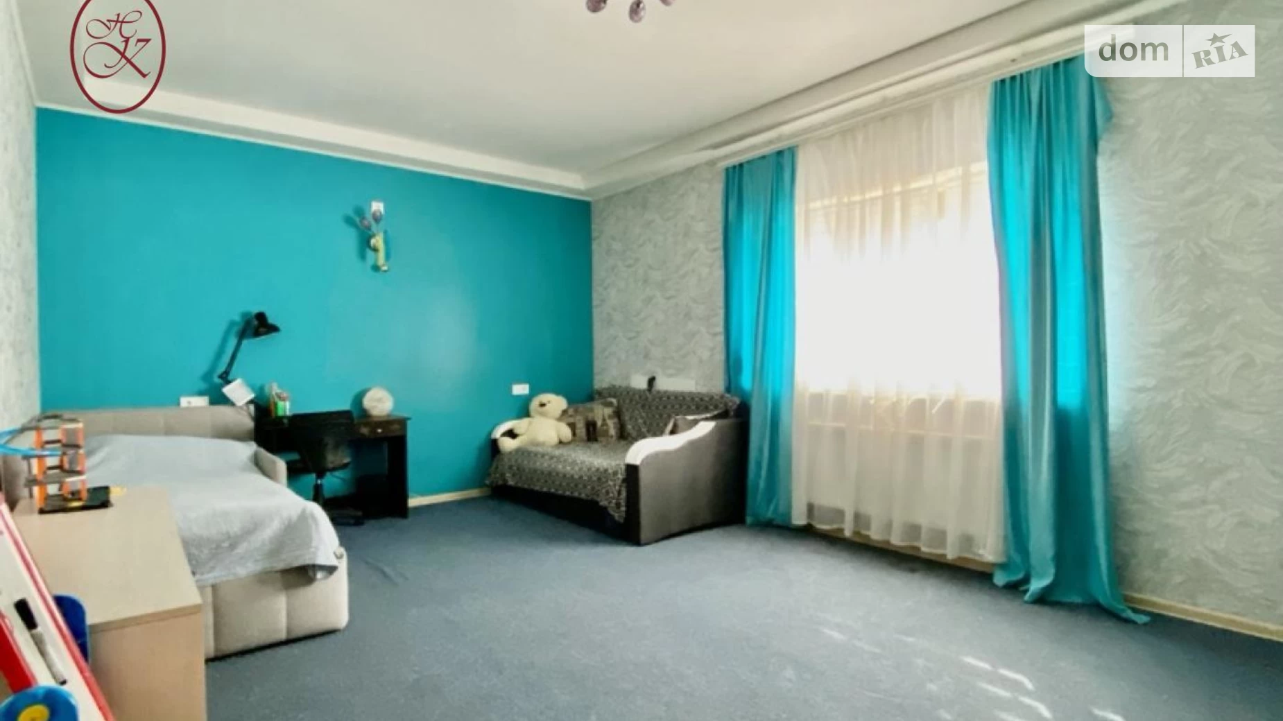 Продается 3-комнатная квартира 90 кв. м в Кременчуге, ул. Героев Крут (60 лет СССР)