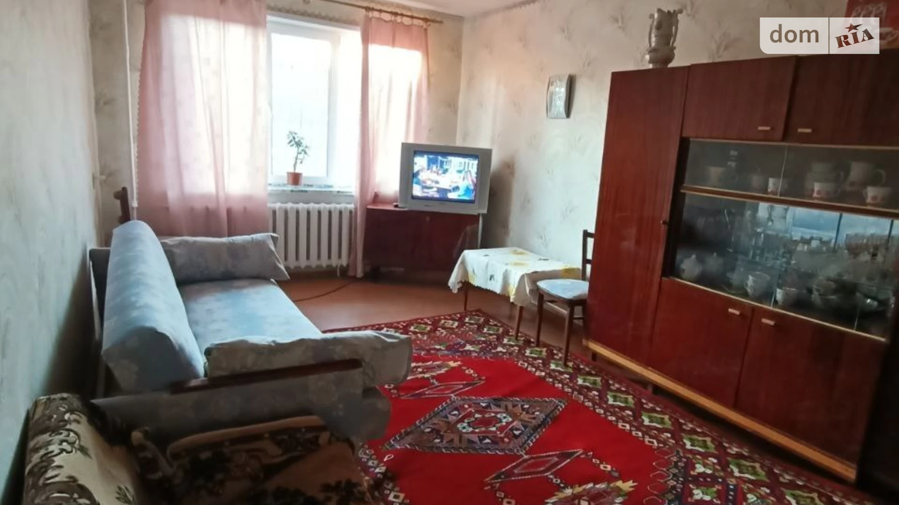 Продается 2-комнатная квартира 44.3 кв. м в Кривом Роге, ул. Кропивницкого