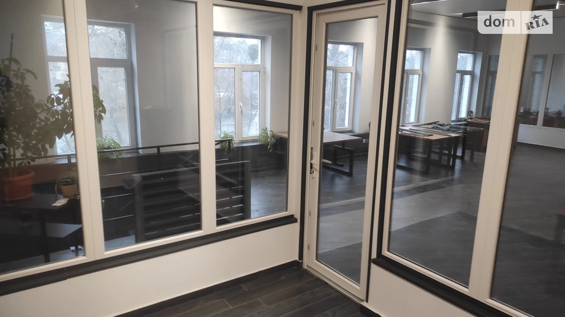 Сдается в аренду офис 200 кв. м в бизнес-центре, цена: 15000 грн - фото 4