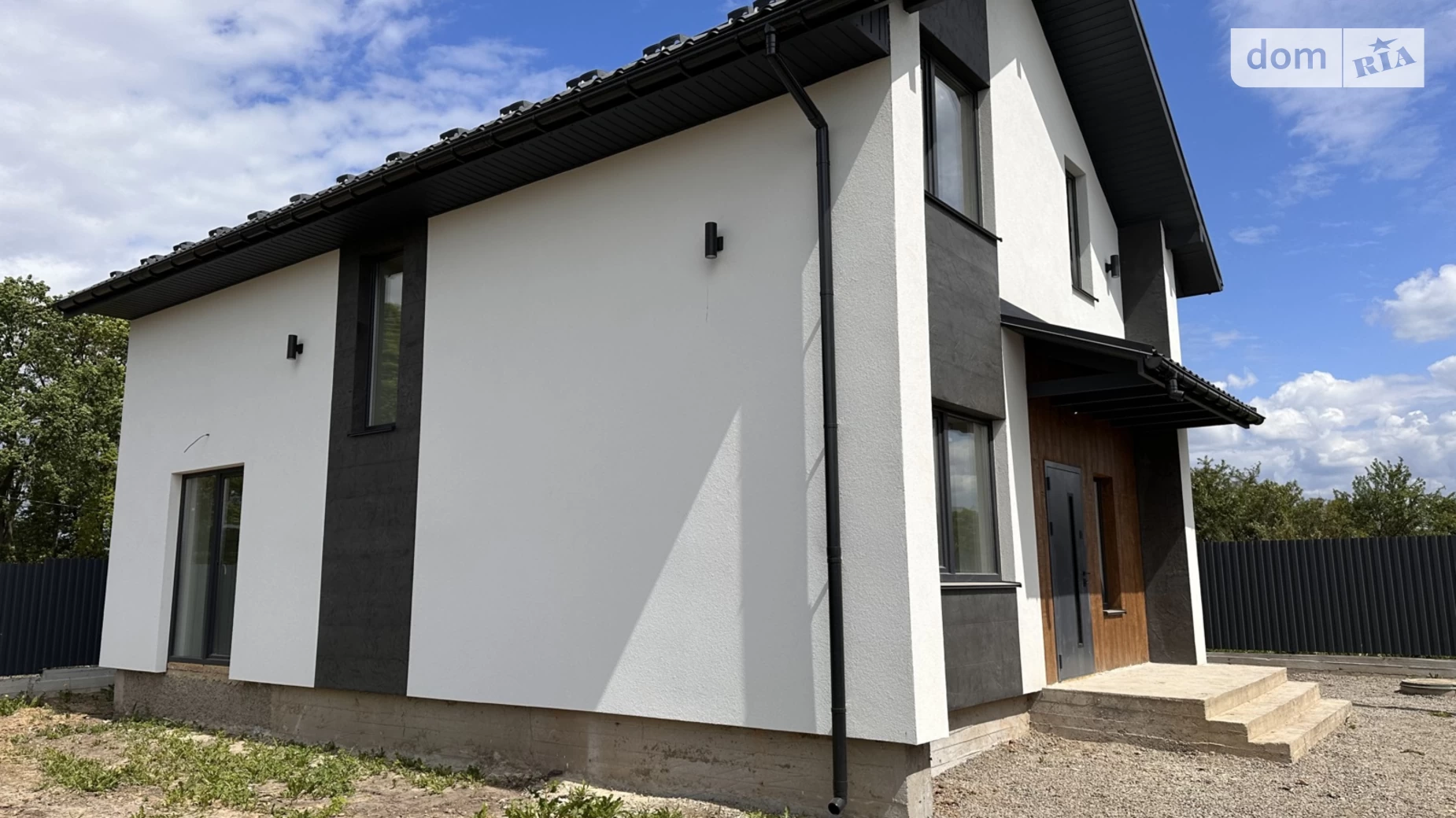 Продается дом на 2 этажа 120 кв. м с гаражом, цена: 80999 $ - фото 4