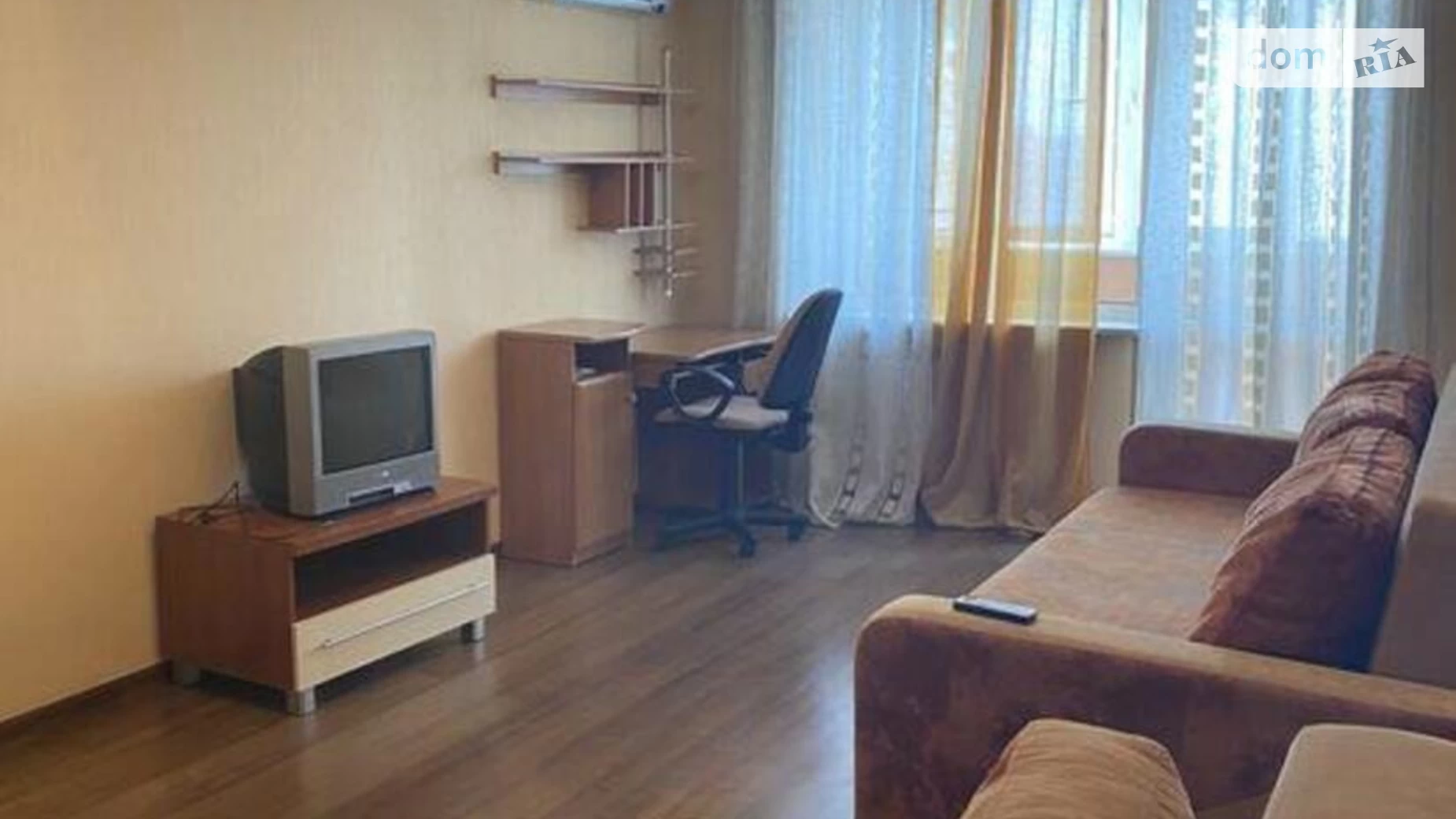 Продается 1-комнатная квартира 42 кв. м в Киеве, ул. Кудрявская