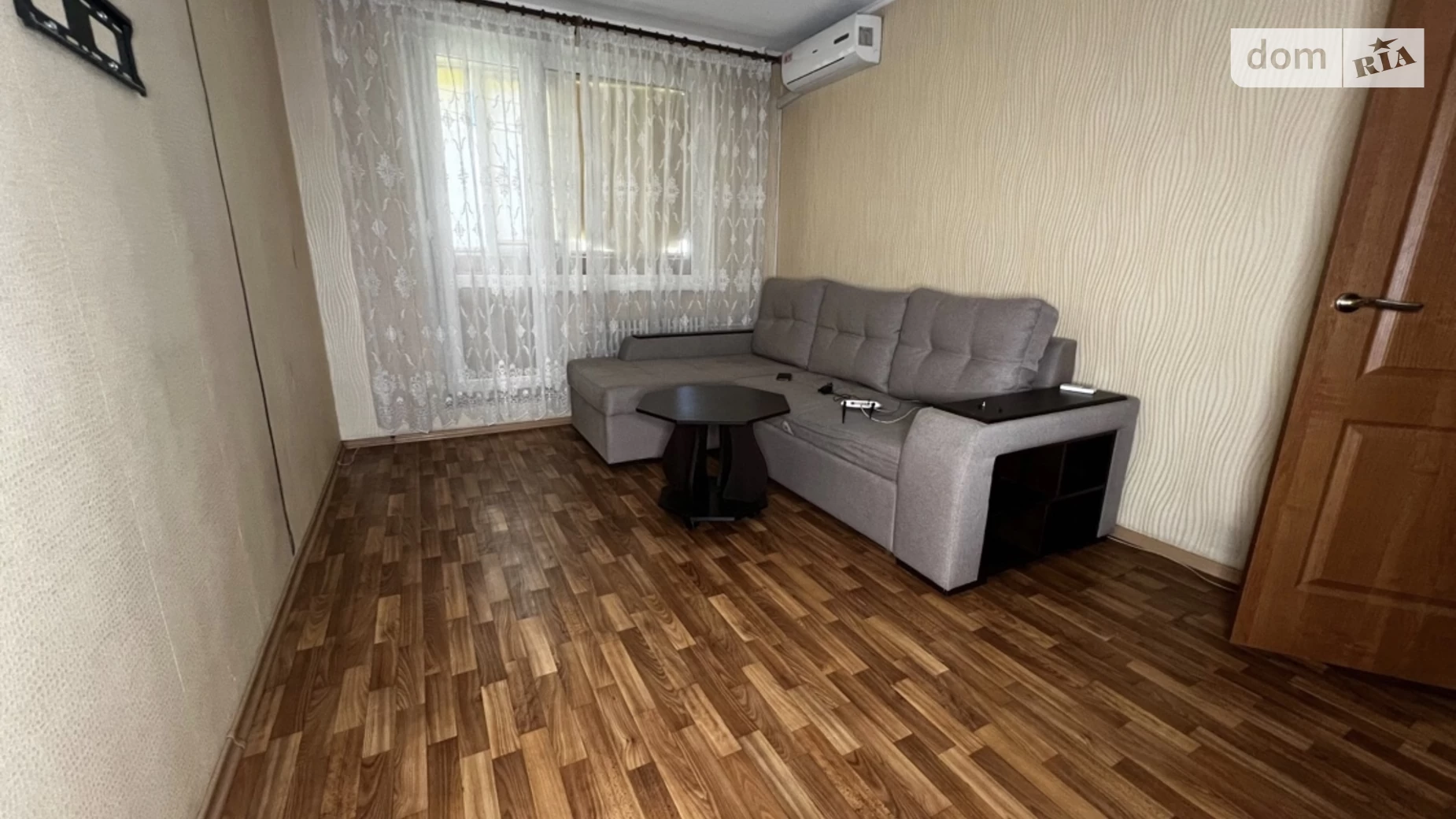 Продається 1-кімнатна квартира 34 кв. м у Харкові, вул. Гарібальді, 8А