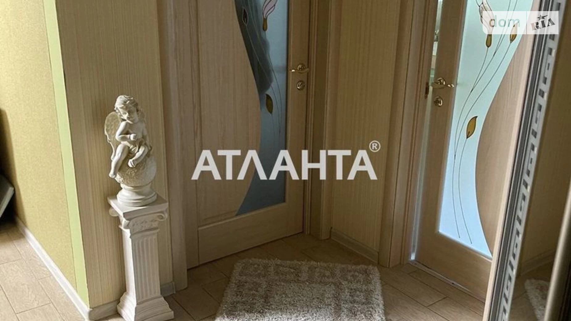Продается 3-комнатная квартира 63 кв. м в Одессе, ул. Владислава Бувалкина(Генерала Бочарова)