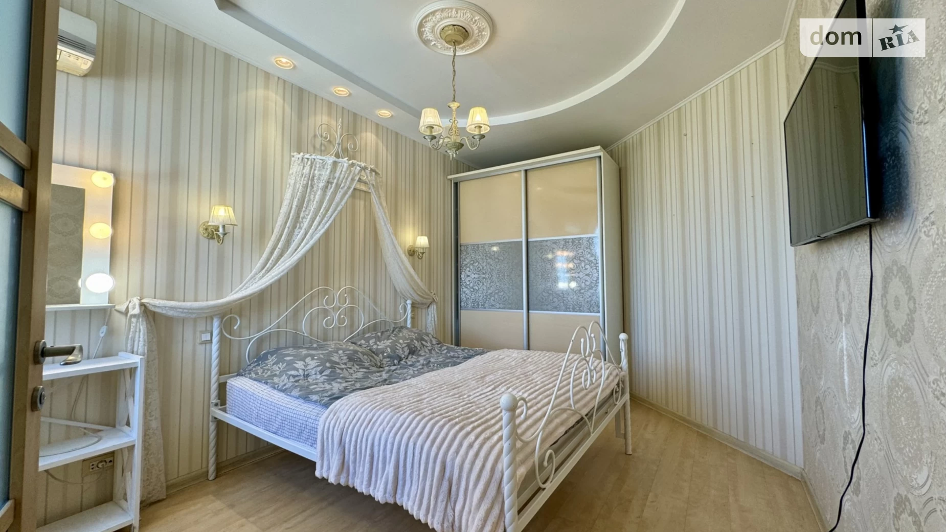 Продается 2-комнатная квартира 70 кв. м в Одессе, ул. Среднефонтанская, 19Б - фото 4