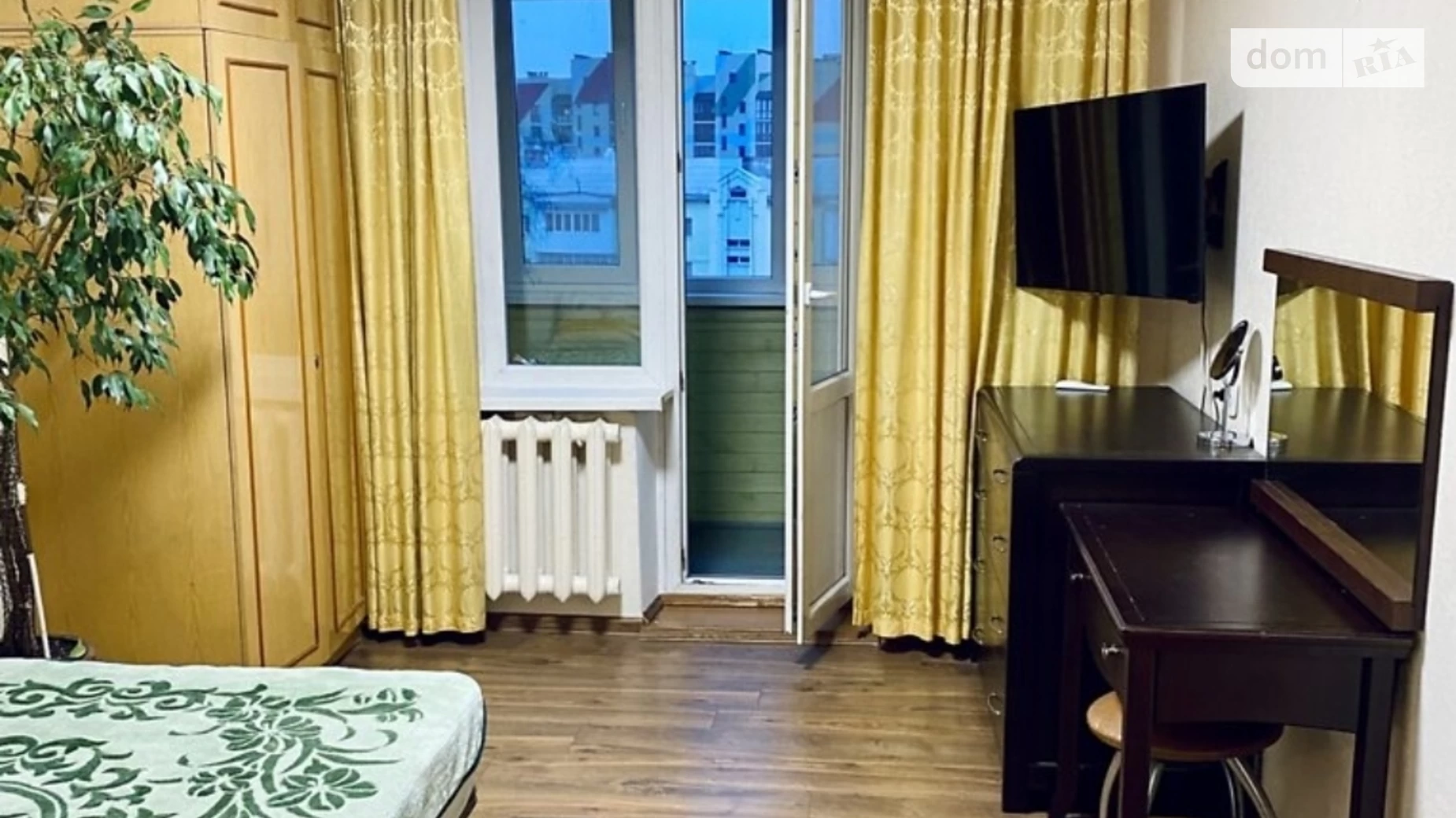 Продается 3-комнатная квартира 63 кв. м в Виннице, ул. Пирогова, 103А