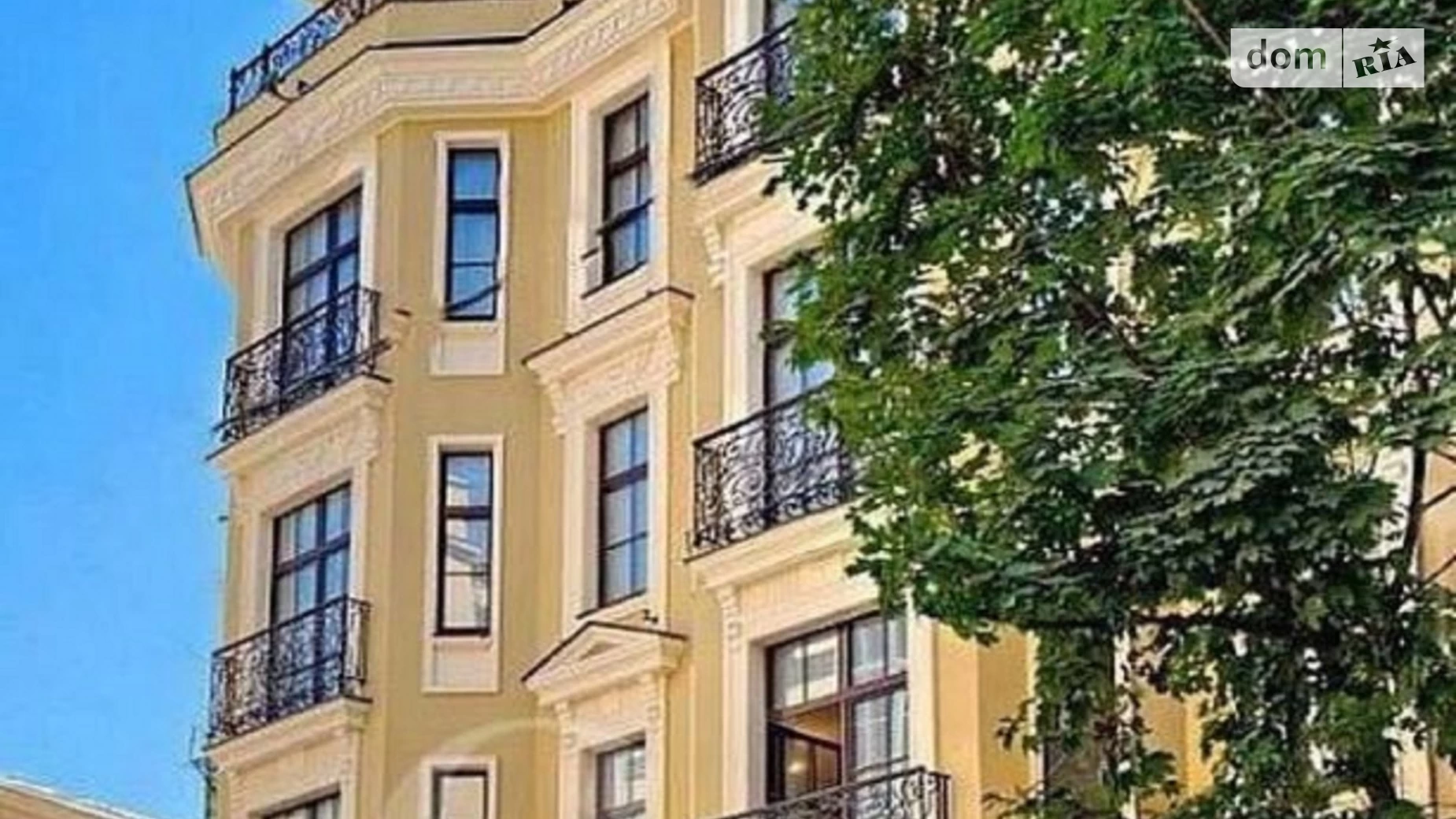 Продается 2-комнатная квартира 80 кв. м в Одессе, ул. Еврейская