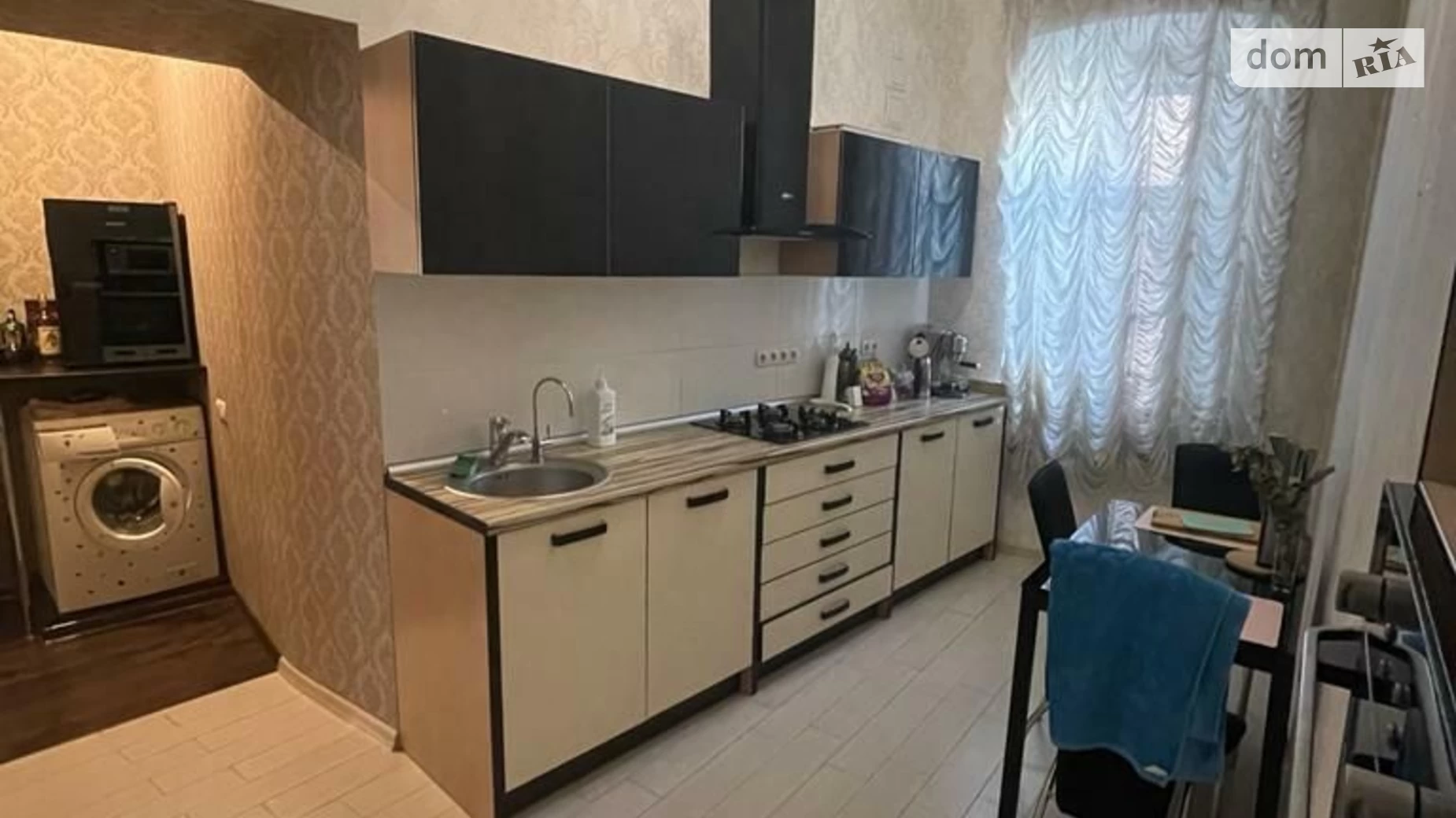 Продается 4-комнатная квартира 114 кв. м в Харькове