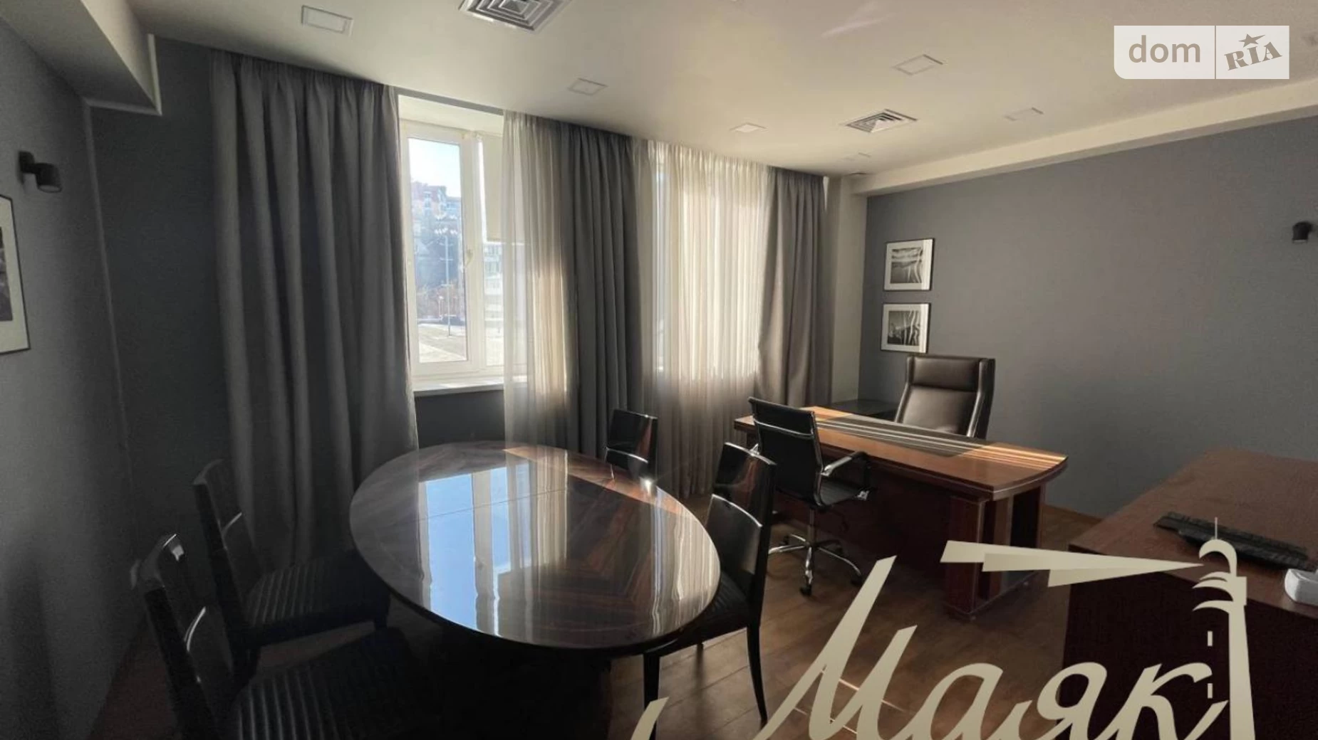 Сдается в аренду офис 520 кв. м в бизнес-центре, цена: 5000 $ - фото 2