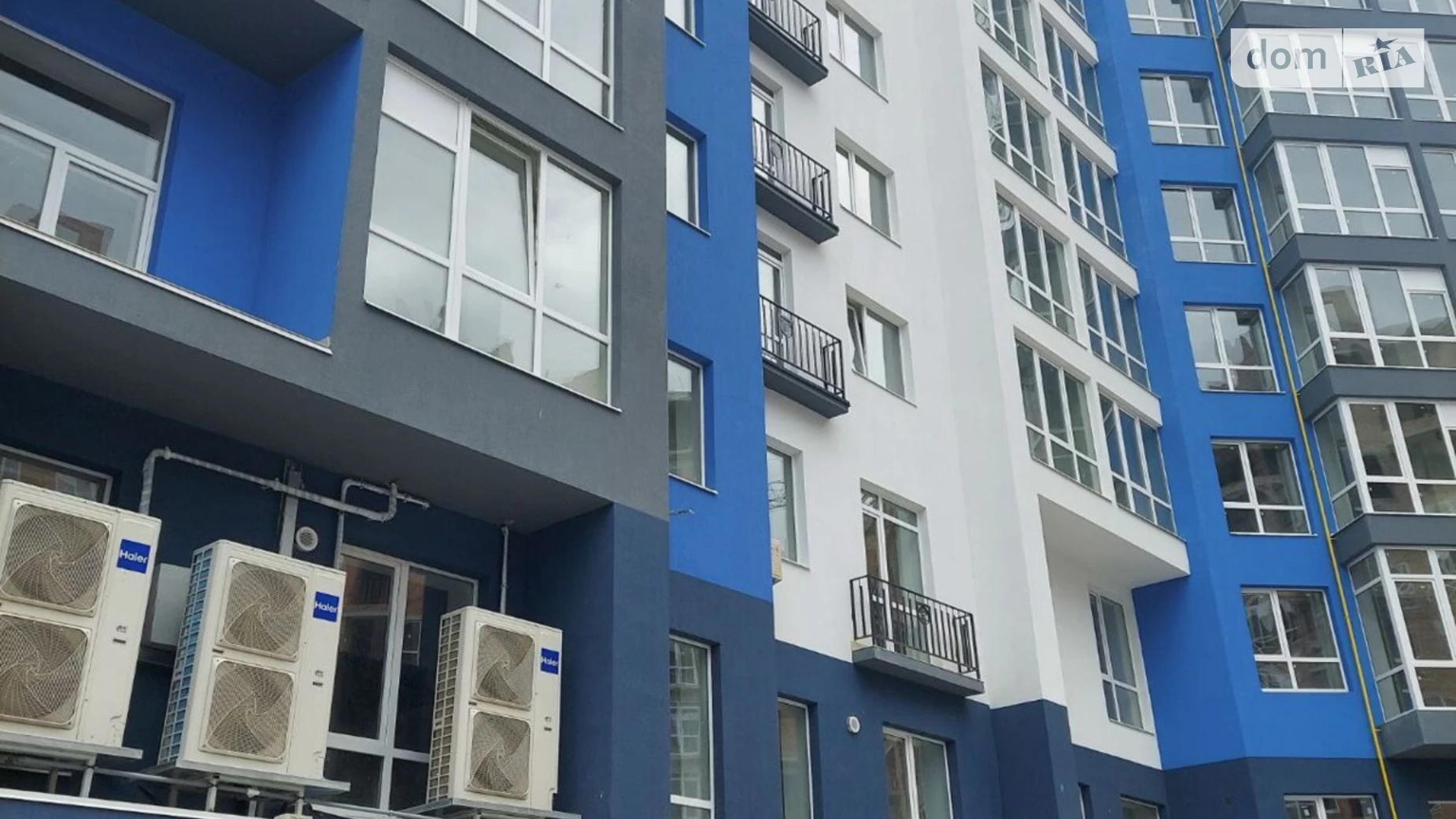 Продается 1-комнатная квартира 38 кв. м в Ивано-Франковске, ул. Княгинин, 44 корпус 13
