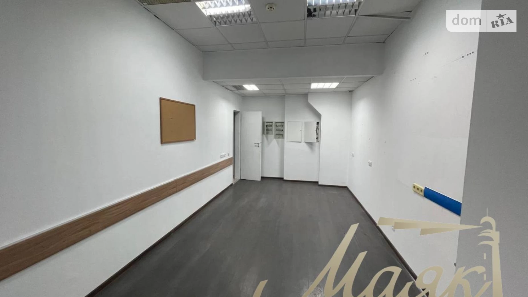 Сдается в аренду офис 310 кв. м в бизнес-центре, цена: 3100 $ - фото 2