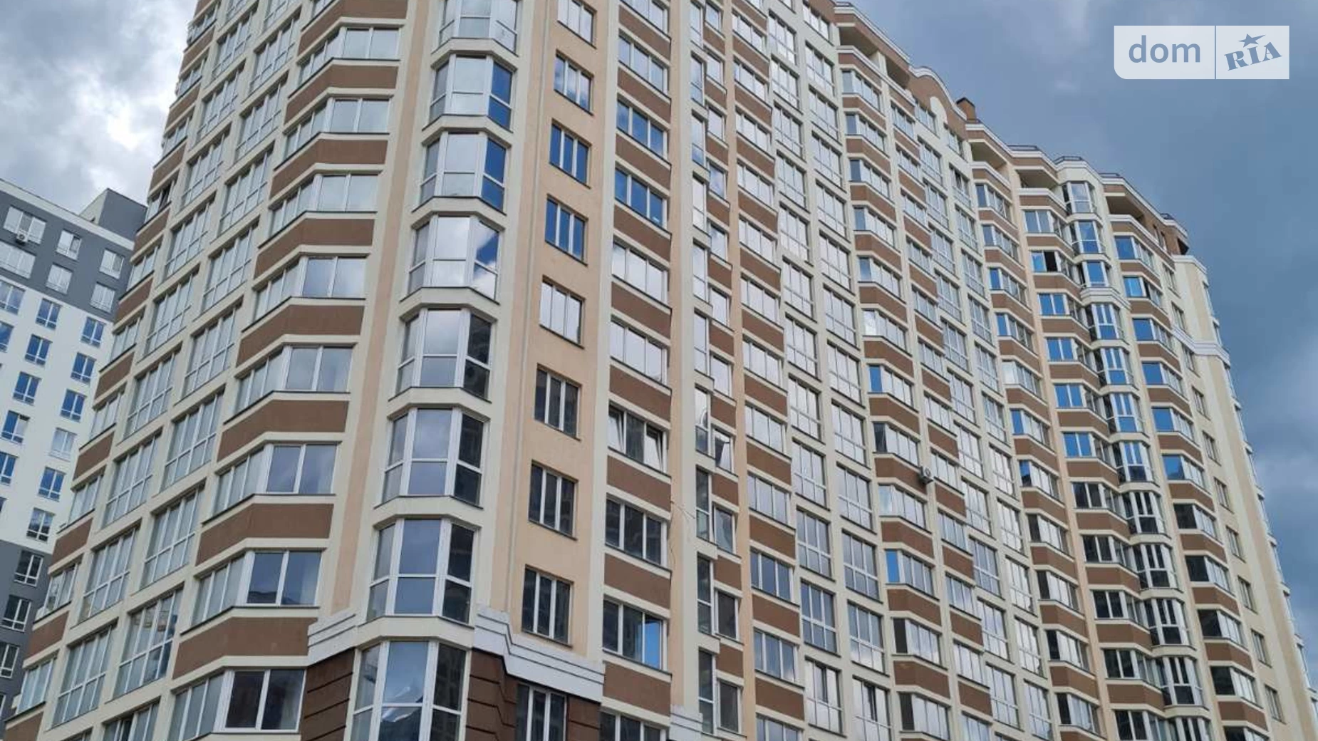 Продается 1-комнатная квартира 42 кв. м в Ирпене, ул. Университетская(Карла Маркса), 1В - фото 2