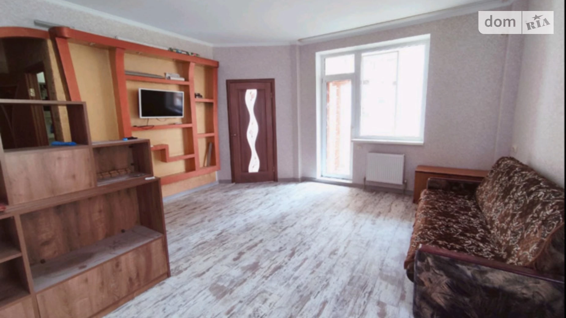 Продається 1-кімнатна квартира 42 кв. м у Одесі, вул. Владислава Бувалкіна(Генерала Бочарова)