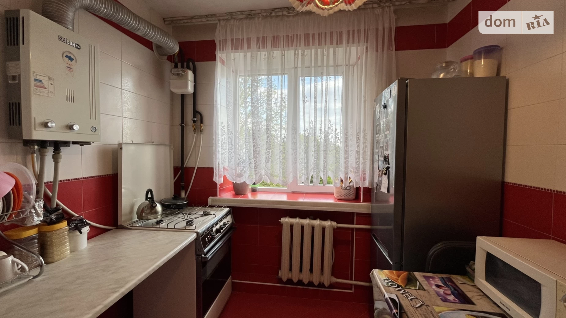 Продается 1-комнатная квартира 33 кв. м в Житомире, ул. Короленко