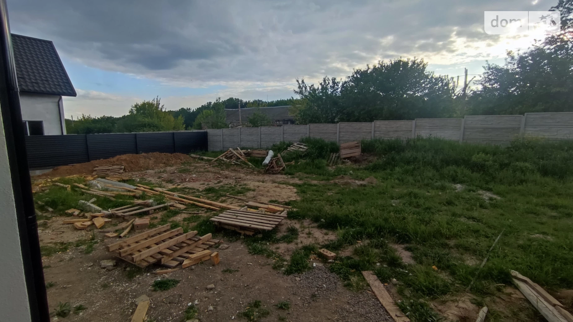 Продается дом на 2 этажа 145 кв. м с бассейном, цена: 120000 $ - фото 5
