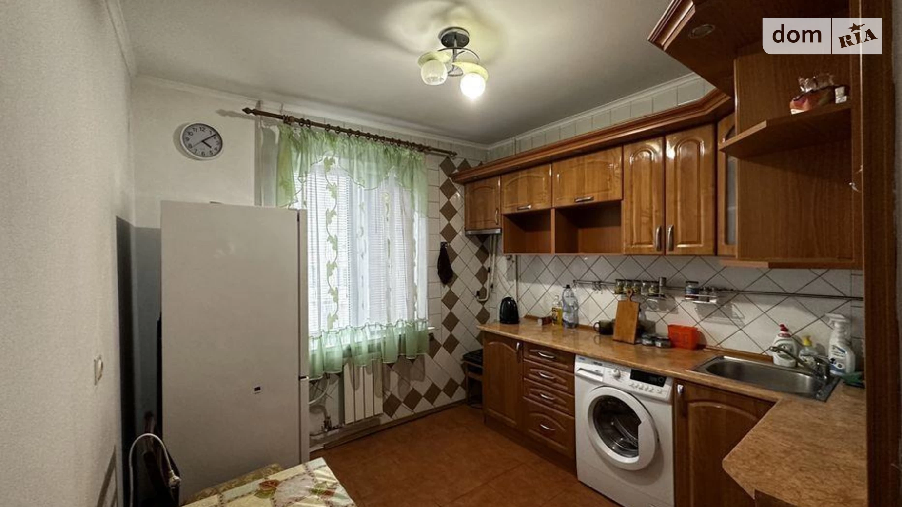 Продается 2-комнатная квартира 51 кв. м в Киеве, ул. Алма-Атинская, 43 - фото 2