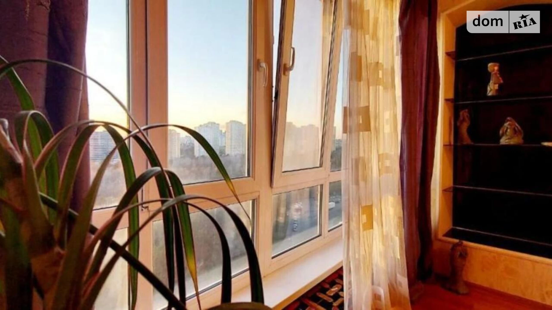 Продается 1-комнатная квартира 35 кв. м в Киеве, ул. Князя Романа Мстиславича(Генерала Жмаченко), 18 - фото 3