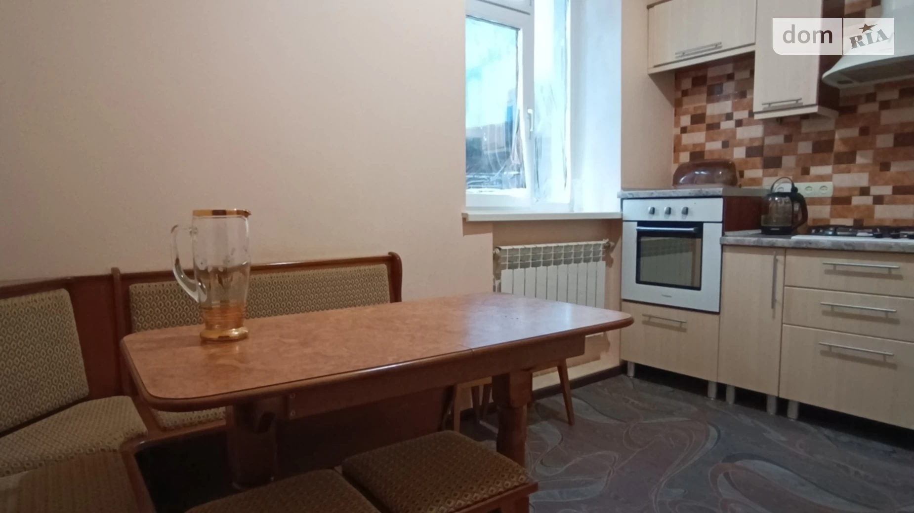 Продается 3-комнатная квартира 91 кв. м в Одессе, ул. Троицкая